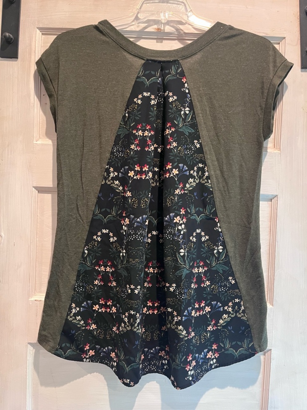 Kaileigh Olive Green Short-Sleeve Top with Floral Back Panel